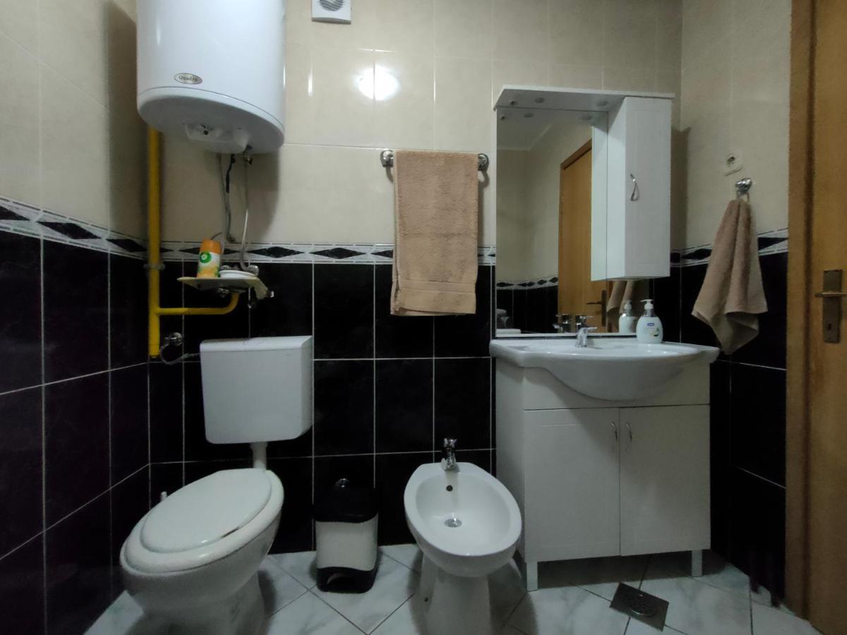 Apartman Bela Apartment Pula Bagian luar foto